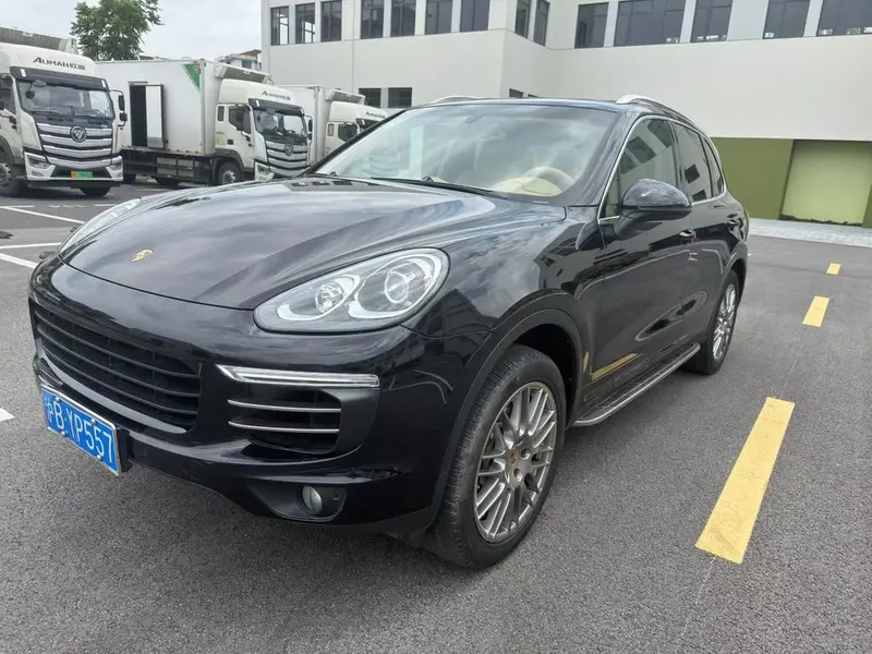 Porsche Cayenne, 2015