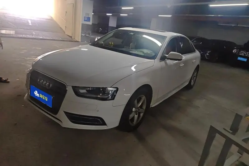Audi A4L, 2013