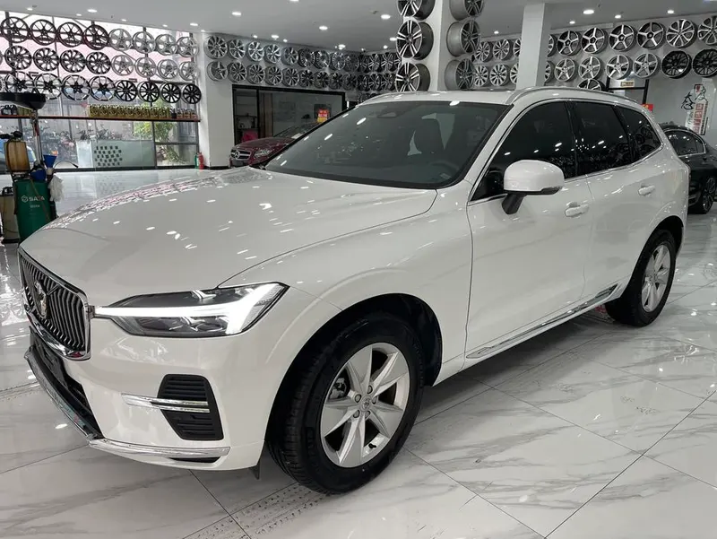 Volvo XC60, 2022