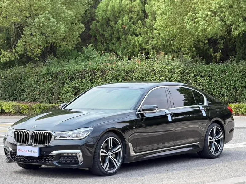BMW 7-Series, 2018