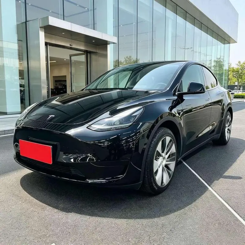 Tesla Model Y, 2022