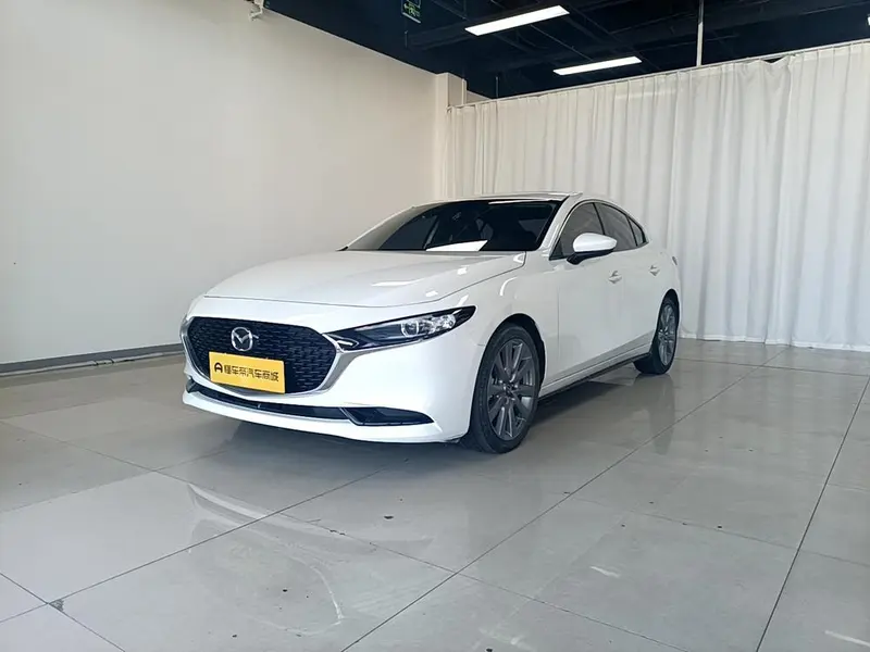 Mazda 3 Axela, 2023