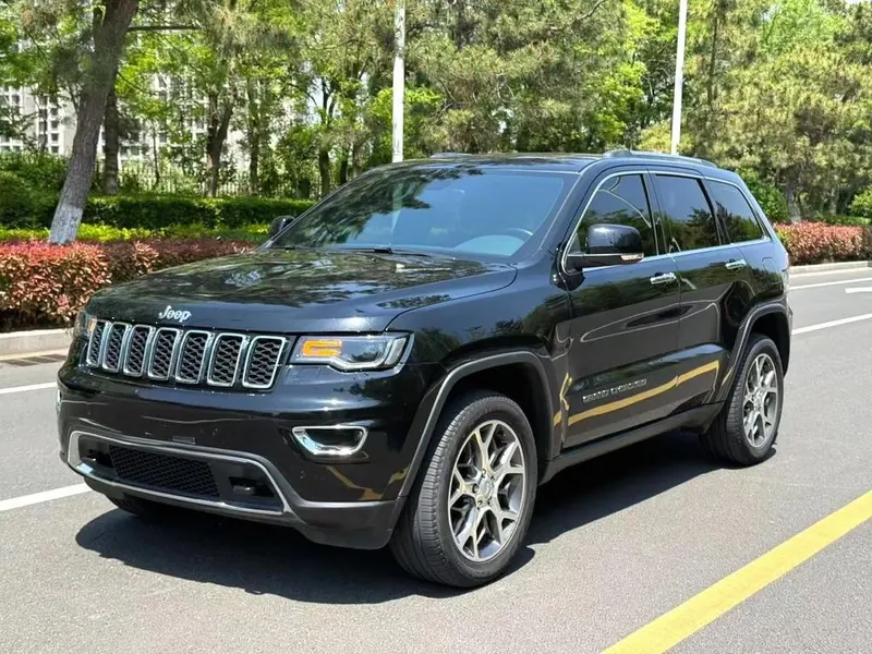 Jeep Grand Cherokee (Import), 2020
