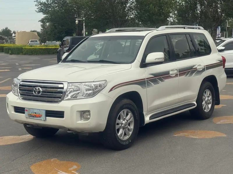 Toyota Land Cruiser, 2013