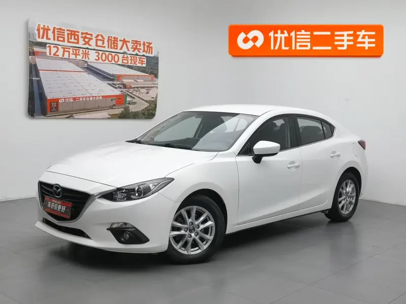 Mazda 3 Axela, 2016