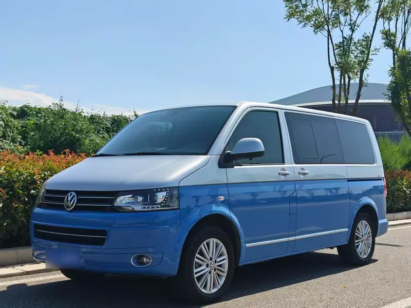 Volkswagen Multivan, 2012