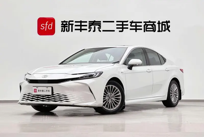 Toyota Camry, 2024