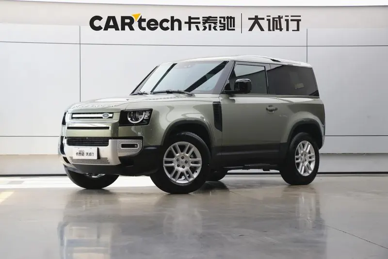 Land Rover Defender, 2024