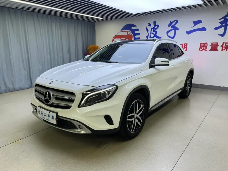 Mercedes-Benz GLA, 2016