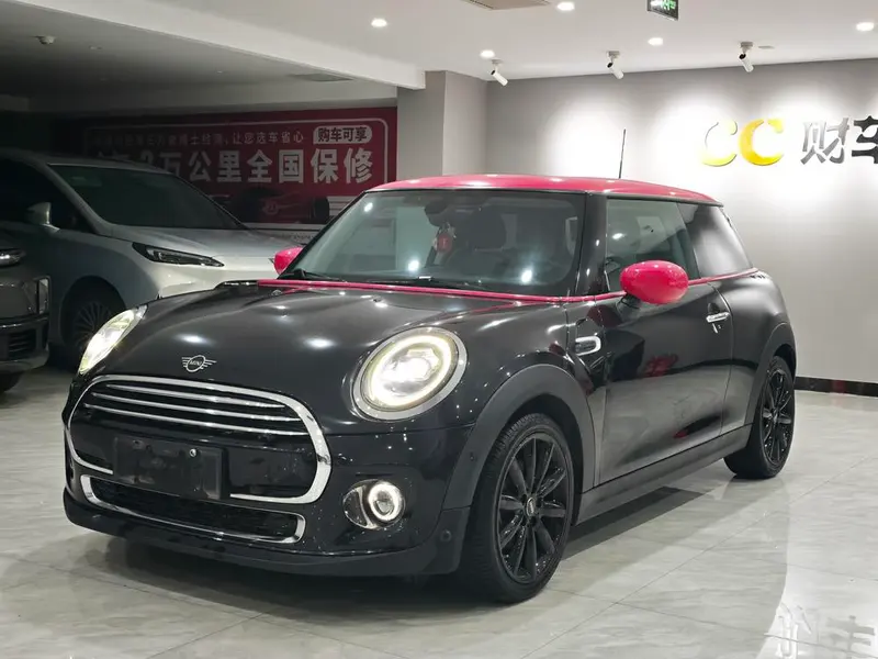 MINI MINI, 2018