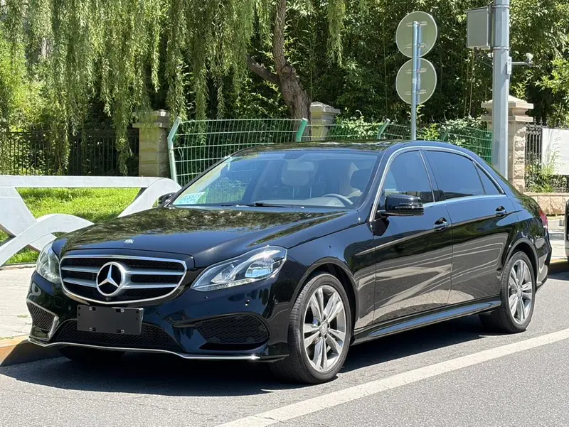Mercedes-Benz E-Class, 2015