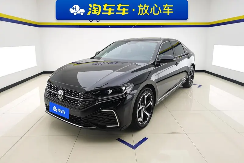 Volkswagen Passat, 2023