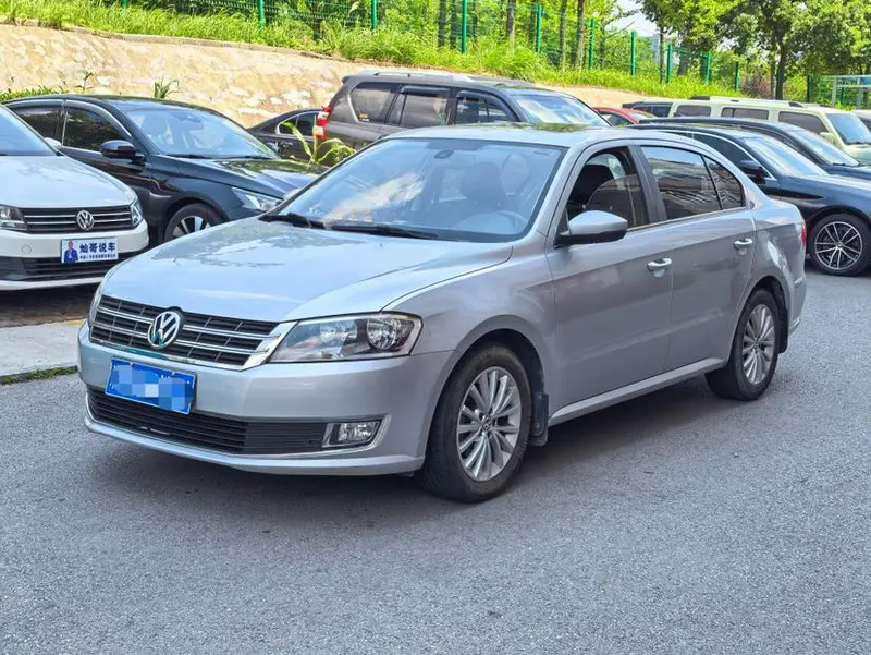 Volkswagen Lavida, 2013