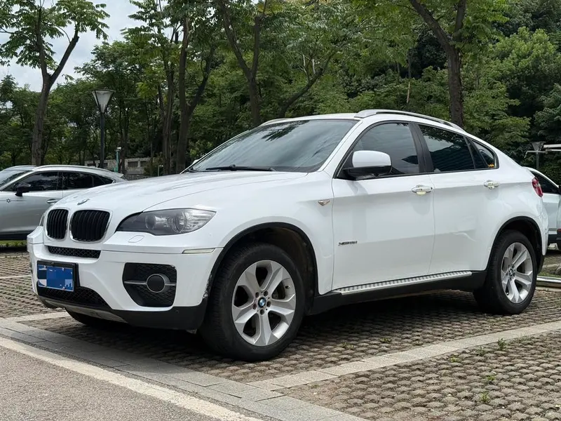 BMW X6, 2011