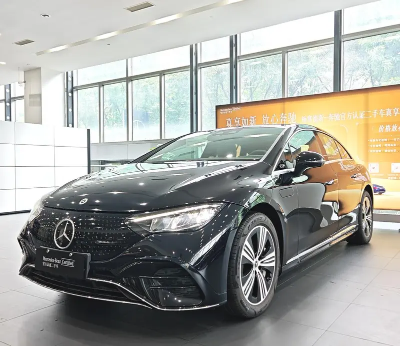 Mercedes-Benz EQE, 2025