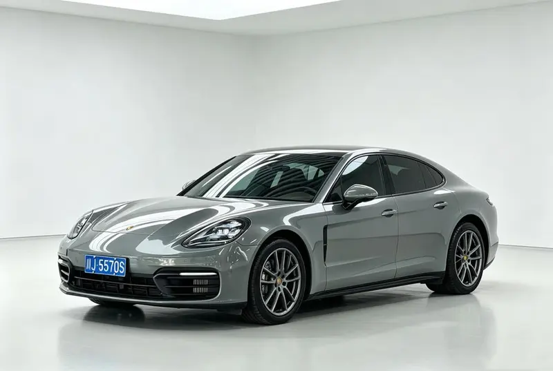 Porsche Panamera, 2023