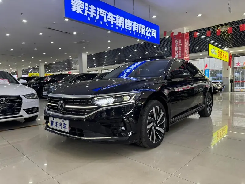 Volkswagen Passat, 2023
