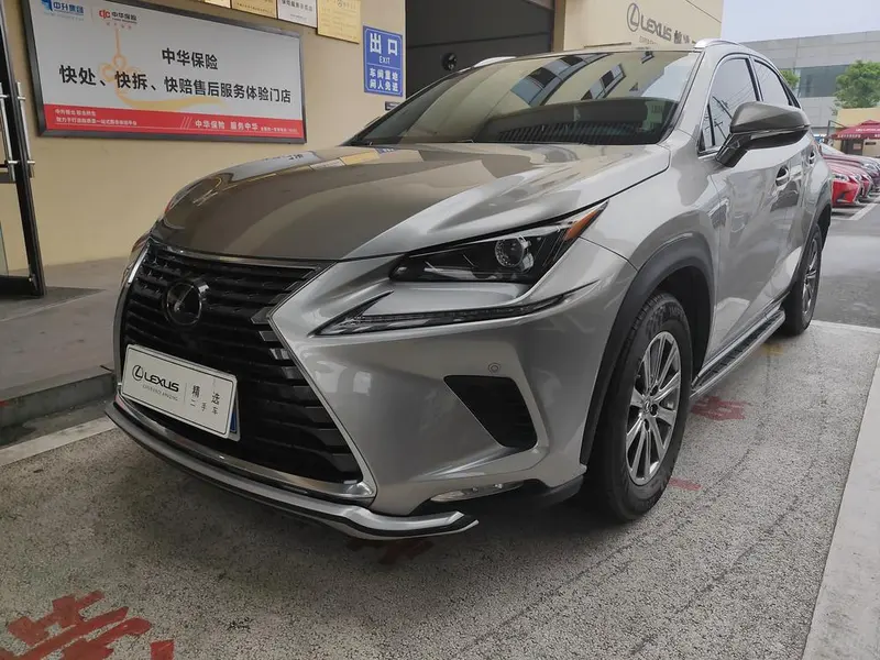 Lexus NX, 2018