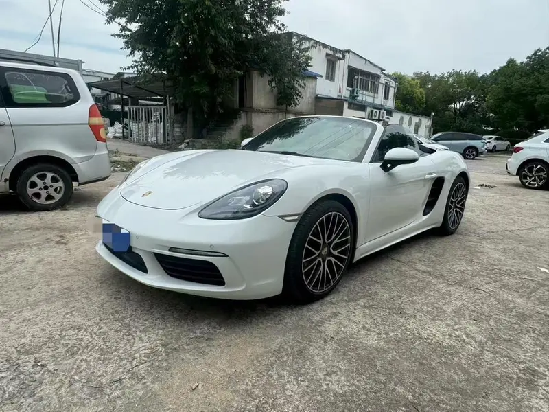 Porsche 718, 2016