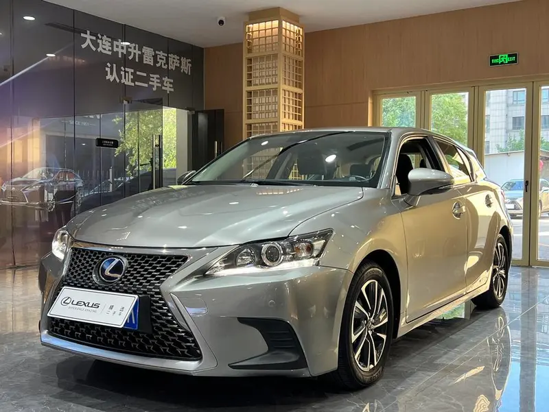 Lexus CT, 2019