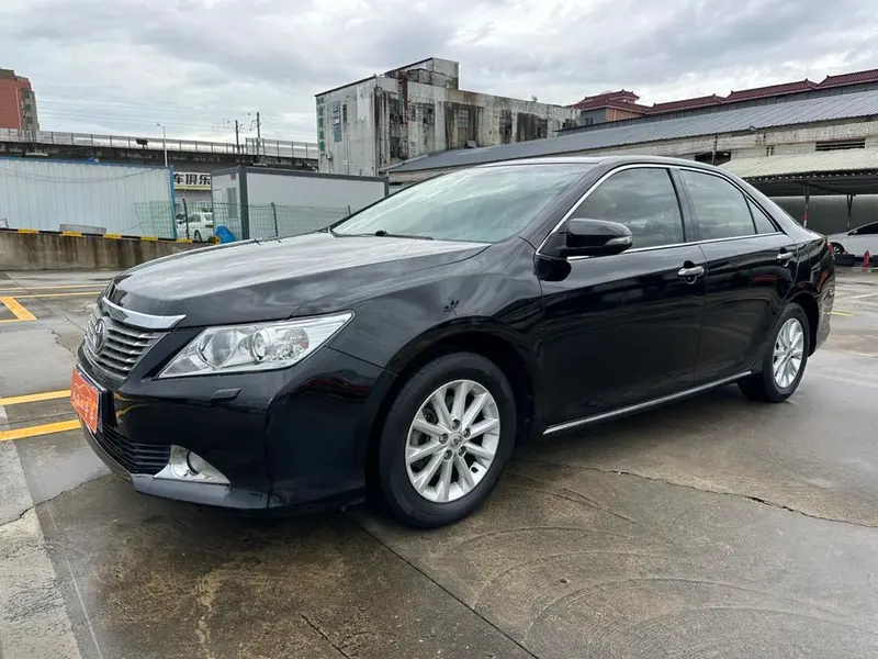 Toyota Camry, 2012