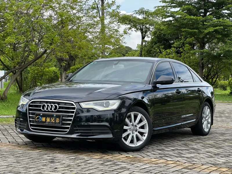 Audi A6L, 2012