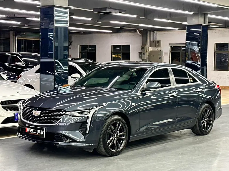 Cadillac CT4, 2022