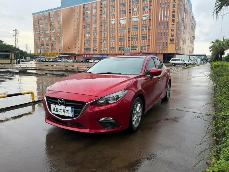 Mazda 3 Axela, 2014