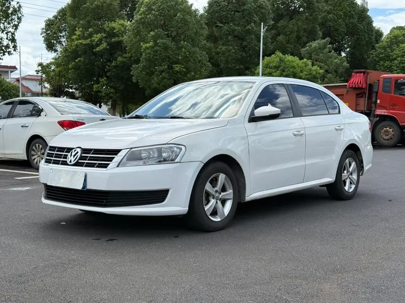 Volkswagen Lavida, 2013