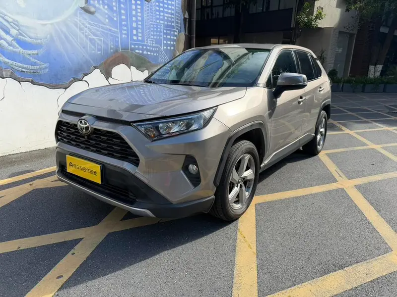 Toyota RAV4, 2021