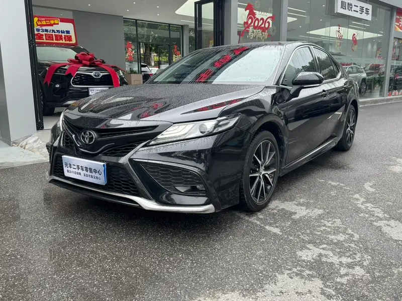 Toyota Camry, 2023