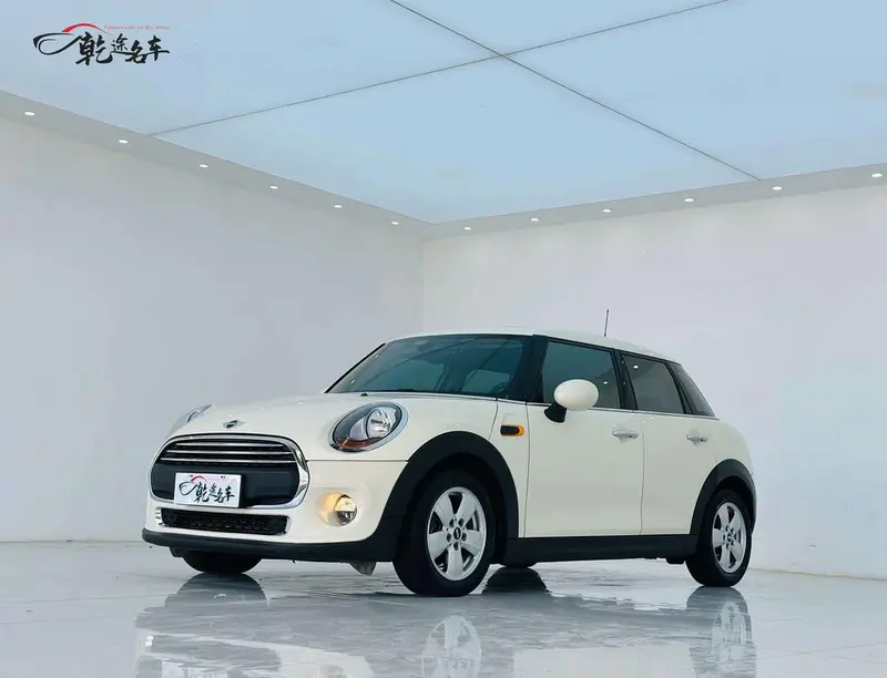 MINI MINI, 2016