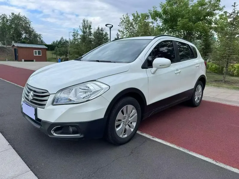 Suzuki S-Cross, 2014