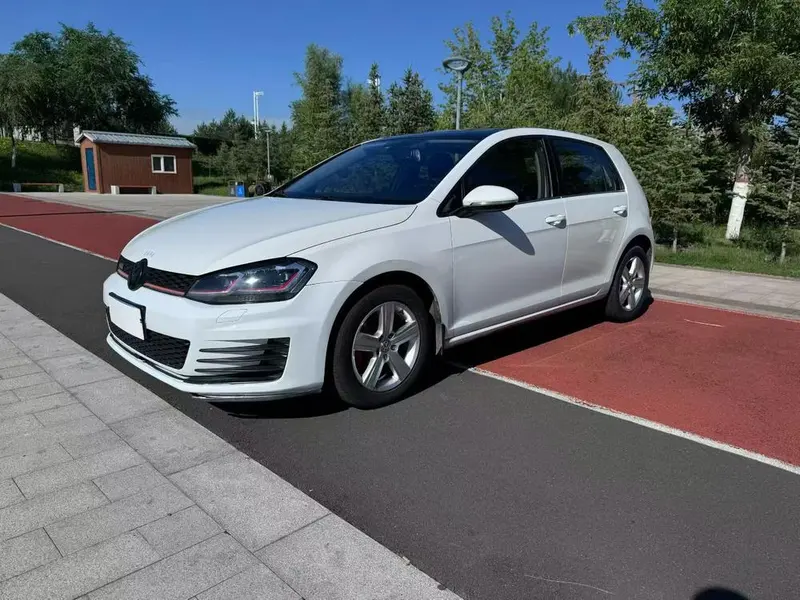 Volkswagen Golf, 2014