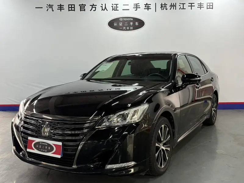 Toyota Crown, 2018