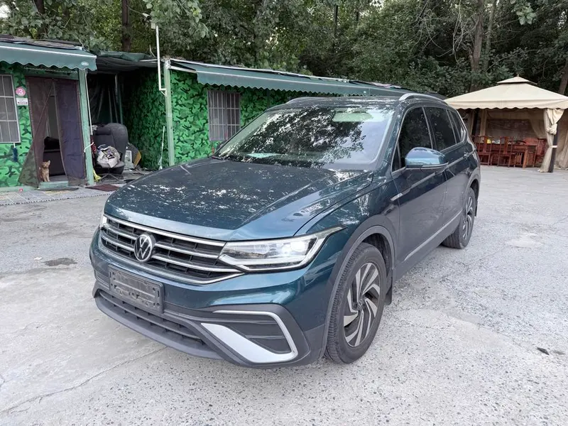 Volkswagen Tiguan L, 2022