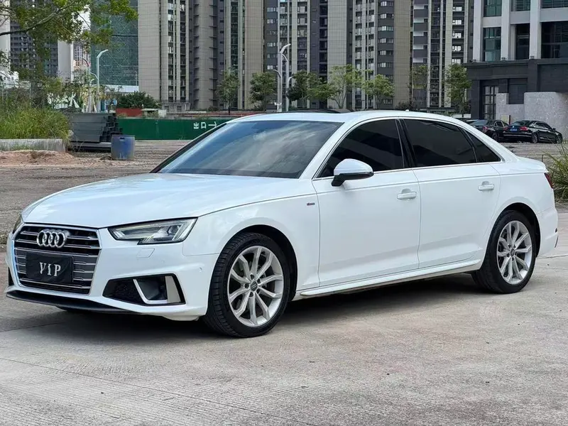 Audi A4L, 2018