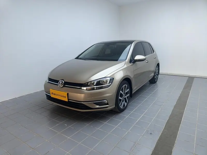 Volkswagen Golf, 2020