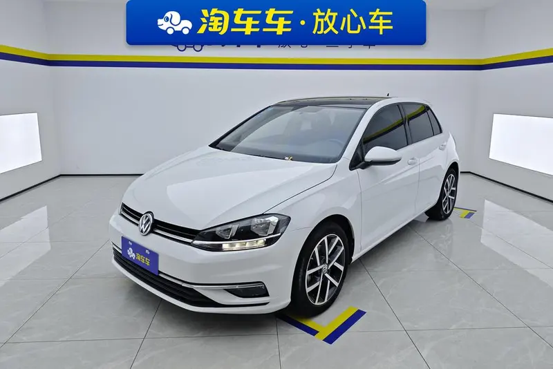 Volkswagen Golf, 2020