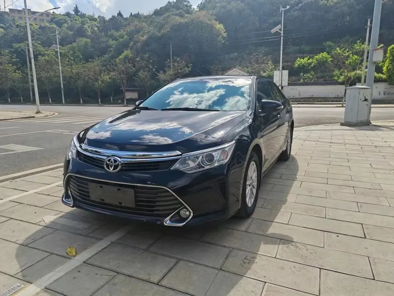 Toyota Camry, 2015