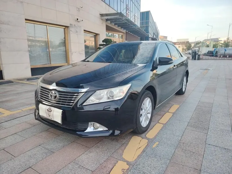 Toyota Camry, 2013