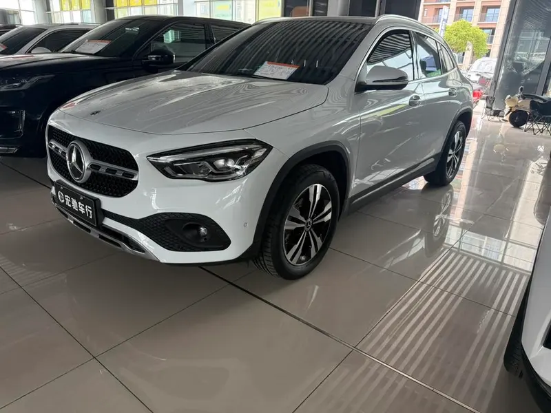 Mercedes-Benz GLA, 2020