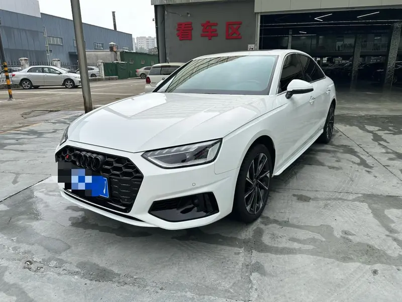 Audi A4L, 2021