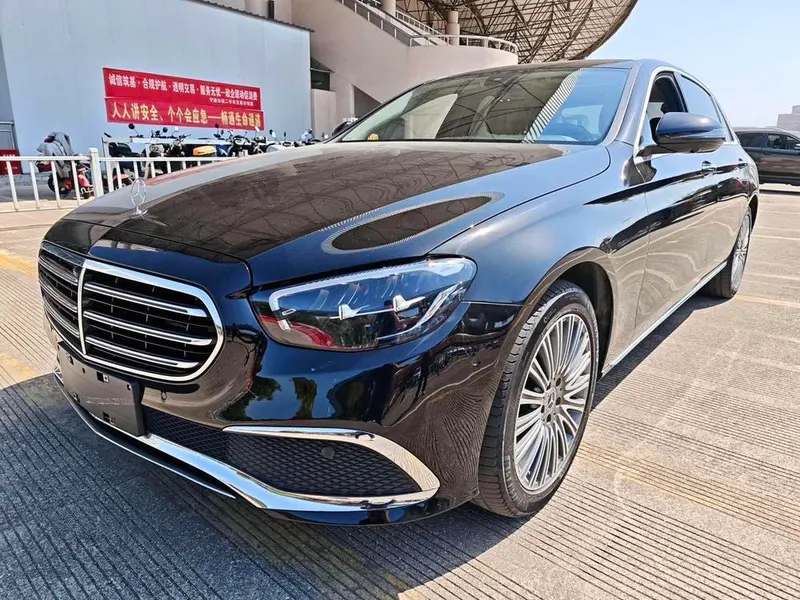 Mercedes-Benz E-Class, 2022