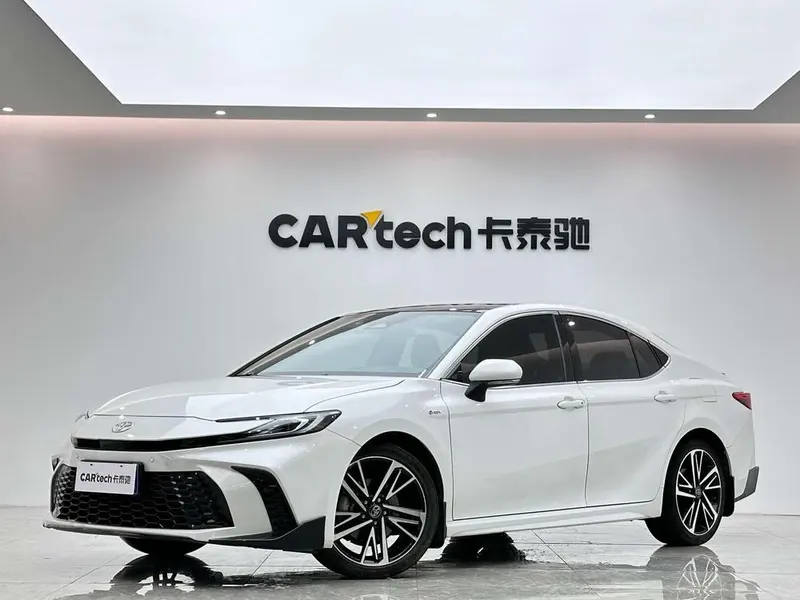 Toyota Camry, 2024