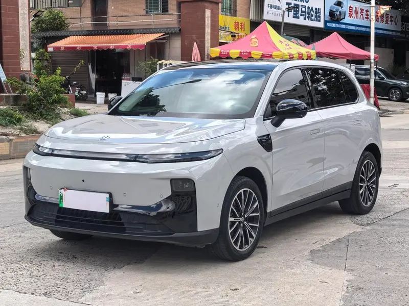 Leapmotor B10, 2025