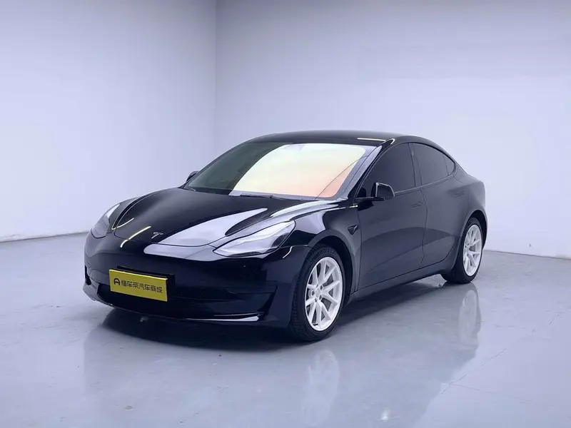 Tesla Model 3, 2022