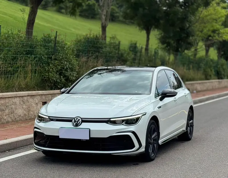 Volkswagen Golf, 2021