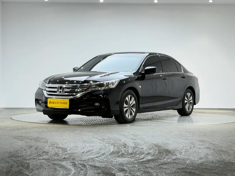 Honda Accord, 2015