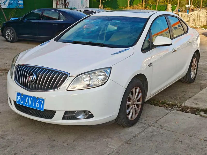 Buick Excelle, 2013